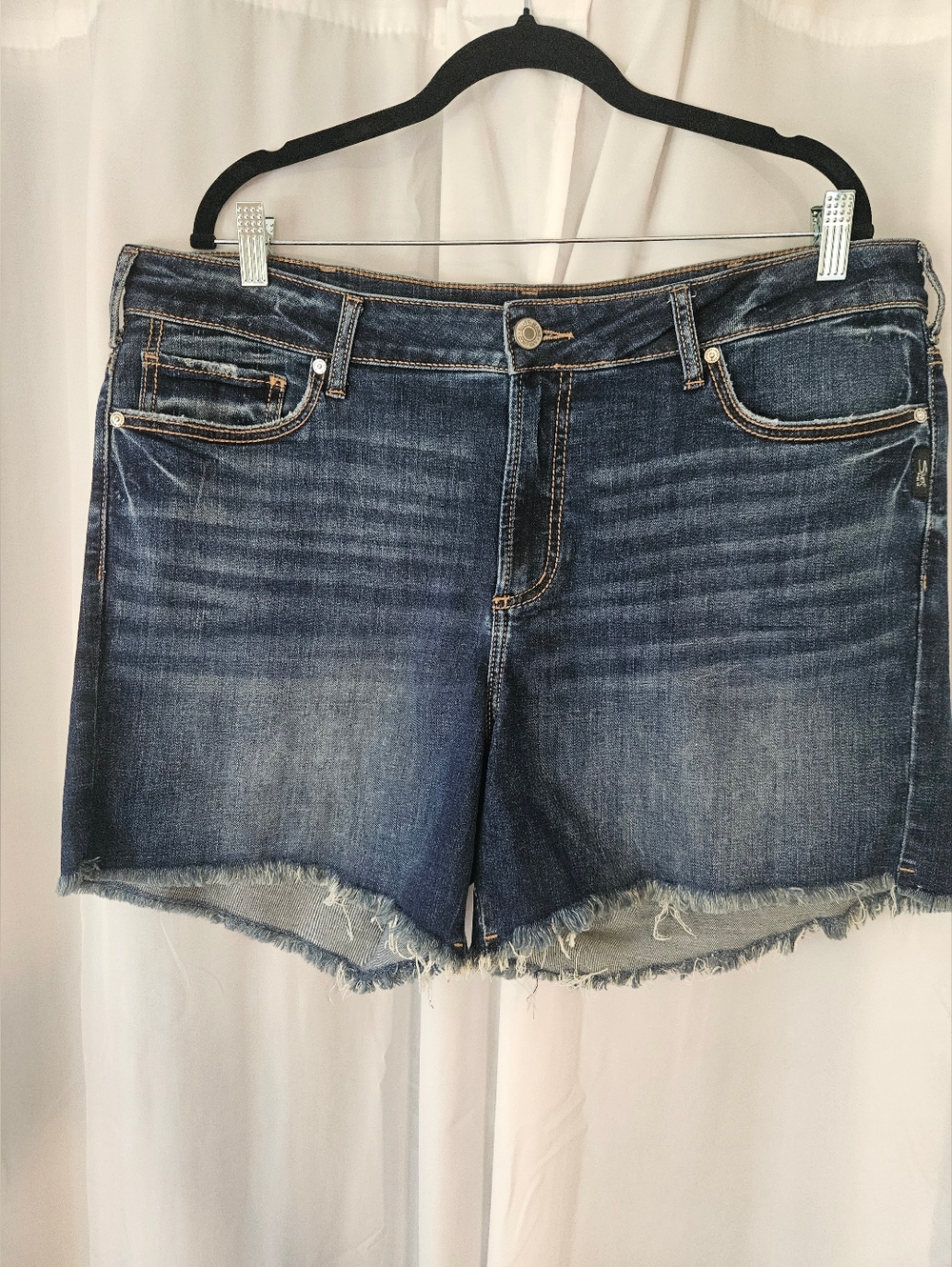 Silver Jeans Co Denim Shorts Size 18 | Mid Rise Frayed Stretch Jean Shorts